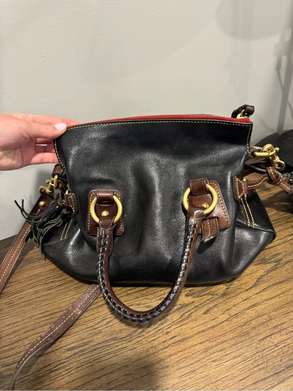 Dooney and Bourke leather satchel bag with crossbody black and brown florentine